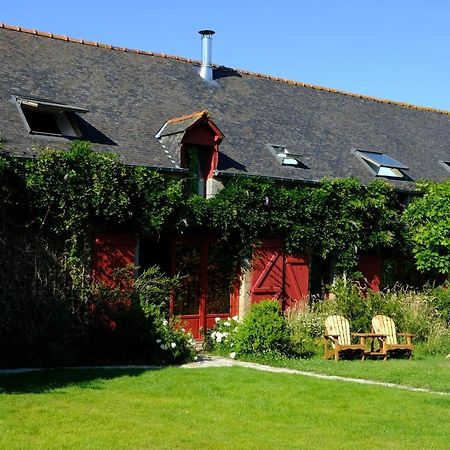 La Maison Jaune A La Janaie Parigné Zewnętrze zdjęcie
