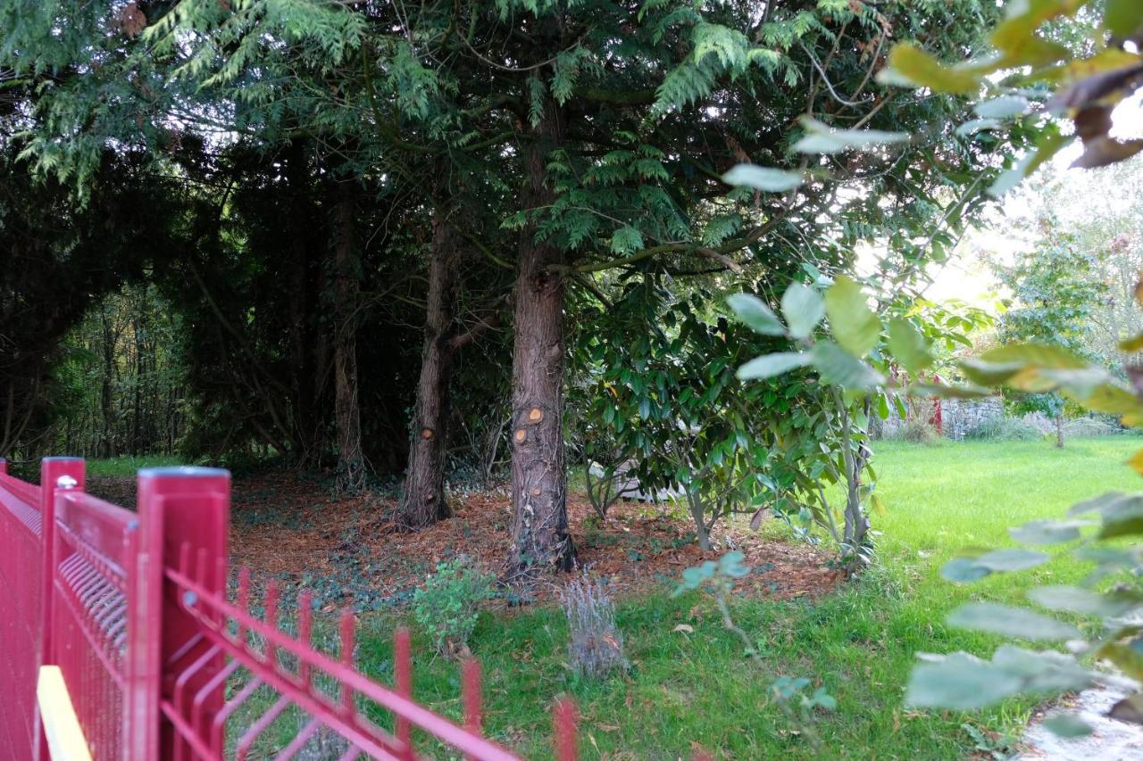 La Maison Jaune A La Janaie Parigné Zewnętrze zdjęcie